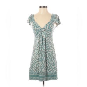 V neck dress. Blue and cream.